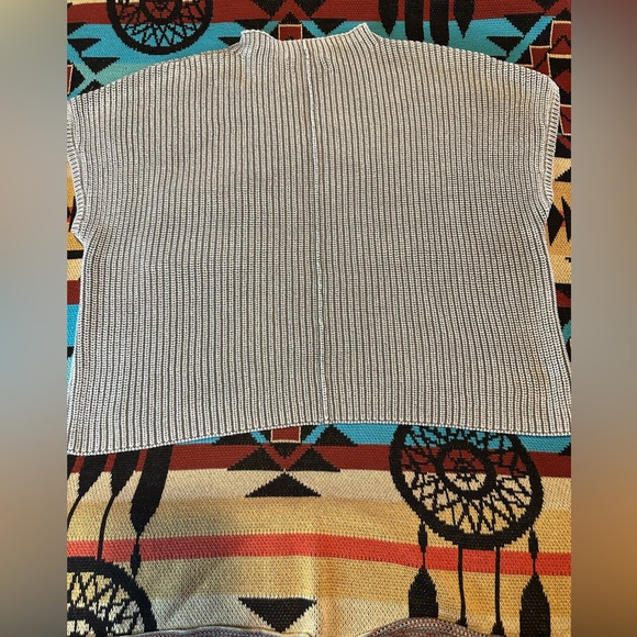 Zenana Crop Sweater ~ Light Gray - Picture 2 of 4